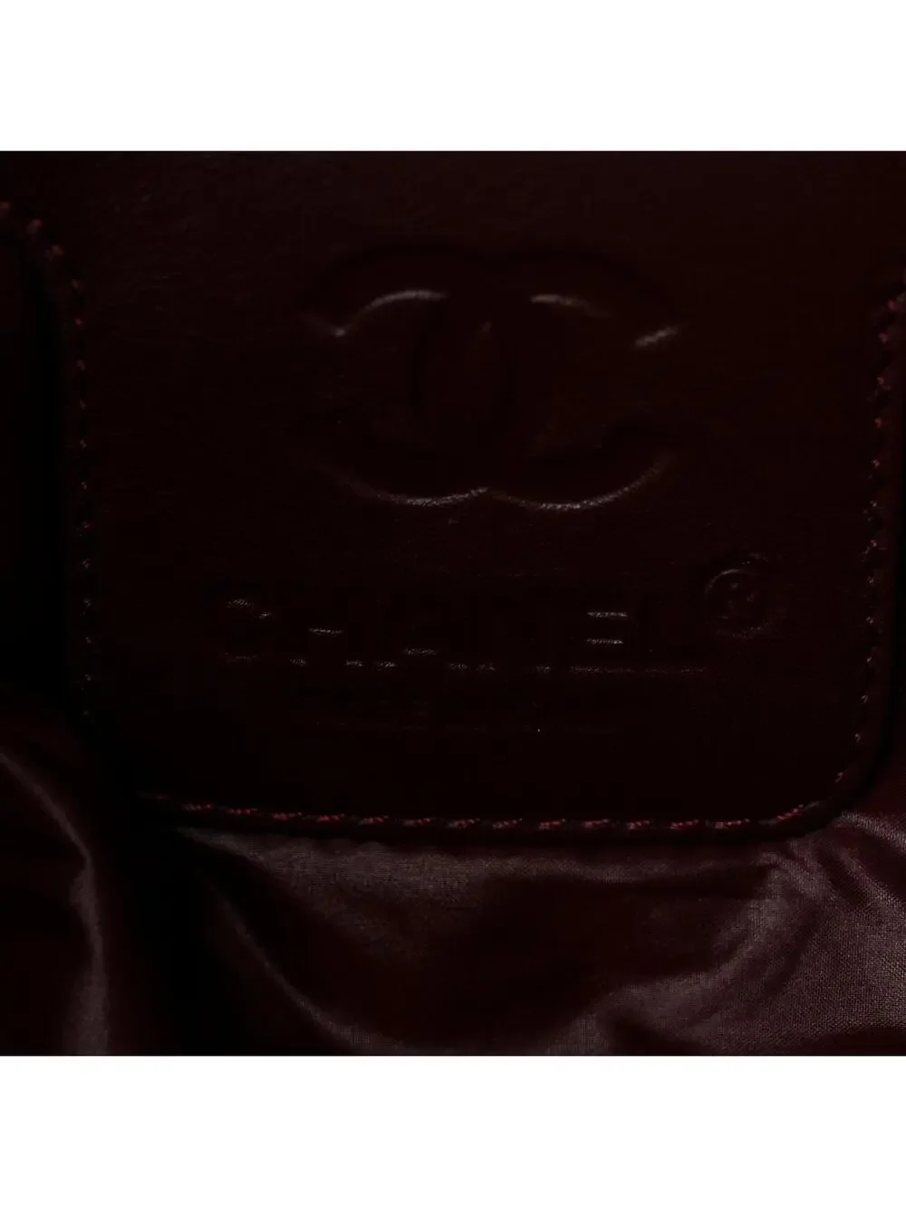 CHANEL elevate your